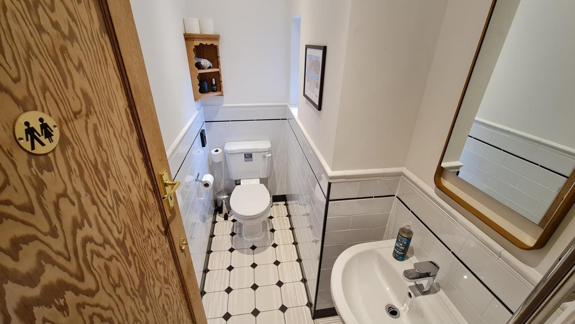 إلفراكومبْ Newberry Wood Guesthouse الغرفة الصورة