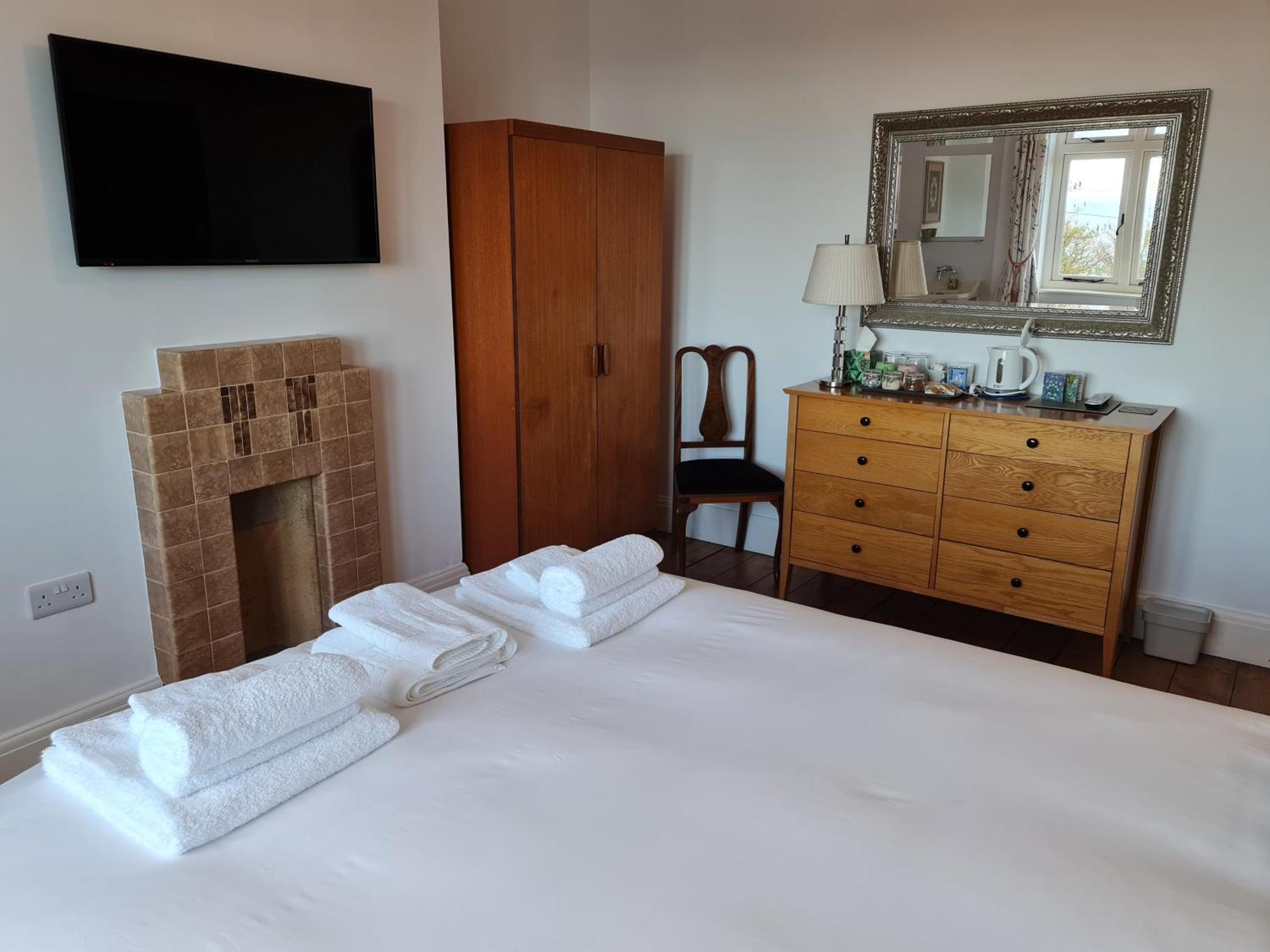 إلفراكومبْ Newberry Wood Guesthouse الغرفة الصورة