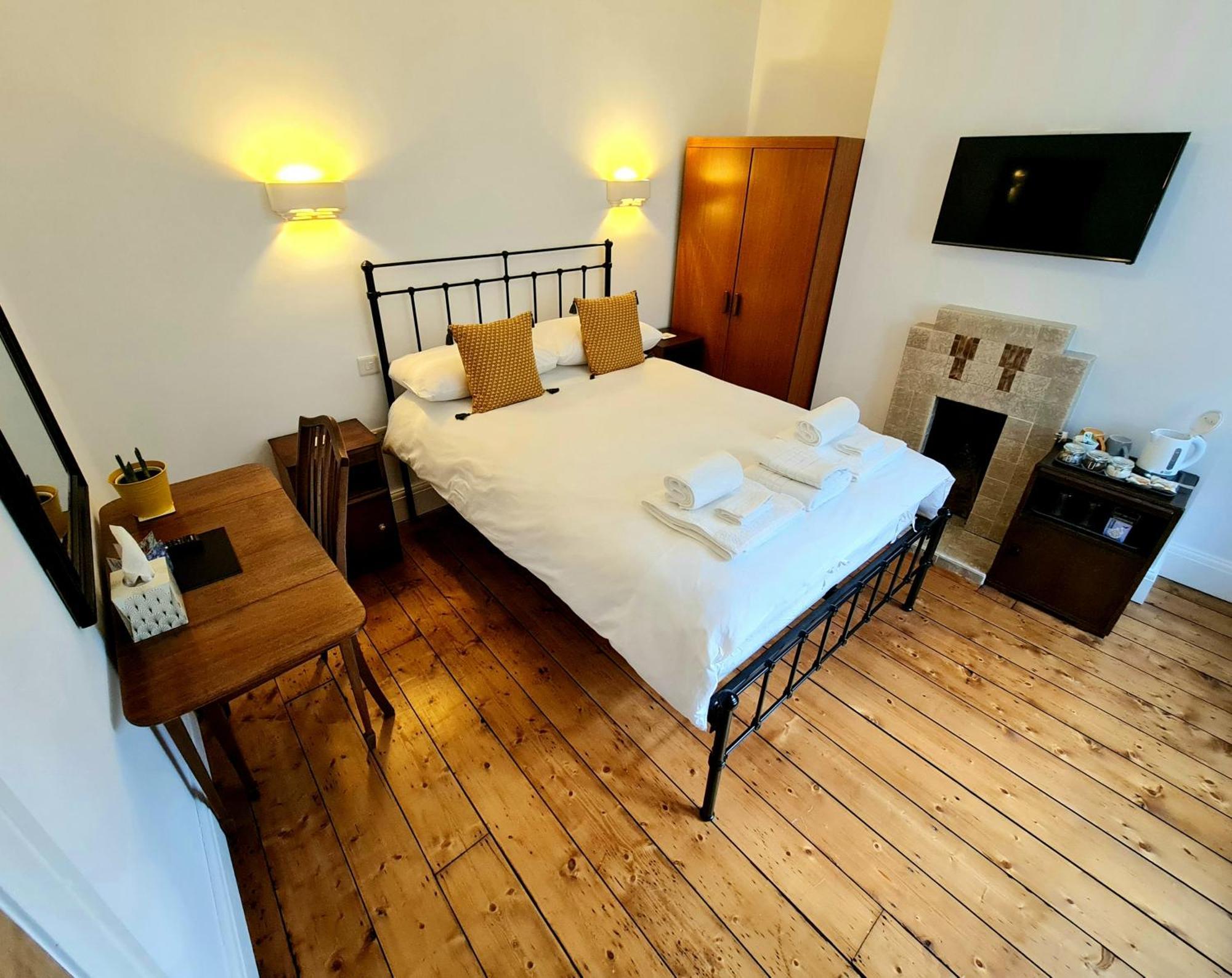 إلفراكومبْ Newberry Wood Guesthouse الغرفة الصورة