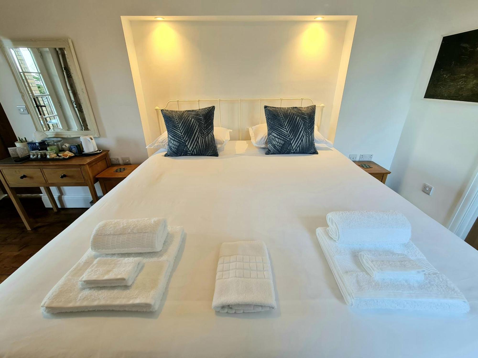إلفراكومبْ Newberry Wood Guesthouse المظهر الخارجي الصورة