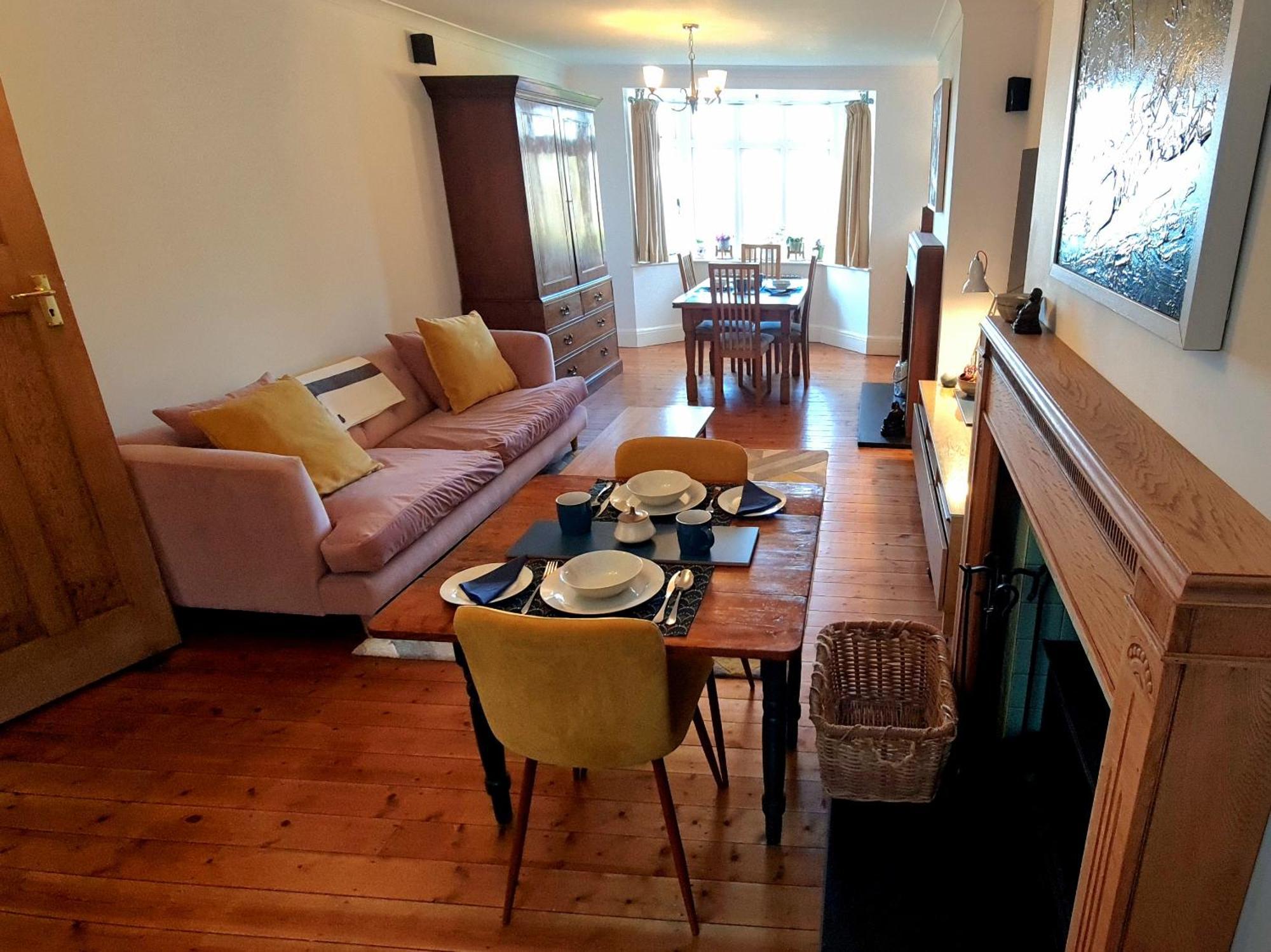 إلفراكومبْ Newberry Wood Guesthouse المظهر الخارجي الصورة